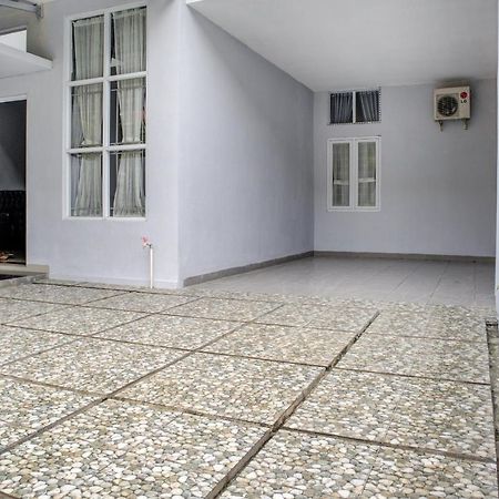 Oyo 3690 Wisma Yani Syariah パダン エクステリア 写真
