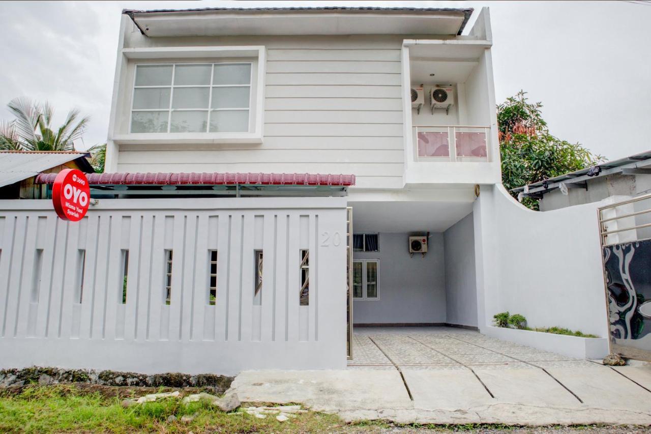 Oyo 3690 Wisma Yani Syariah パダン エクステリア 写真
